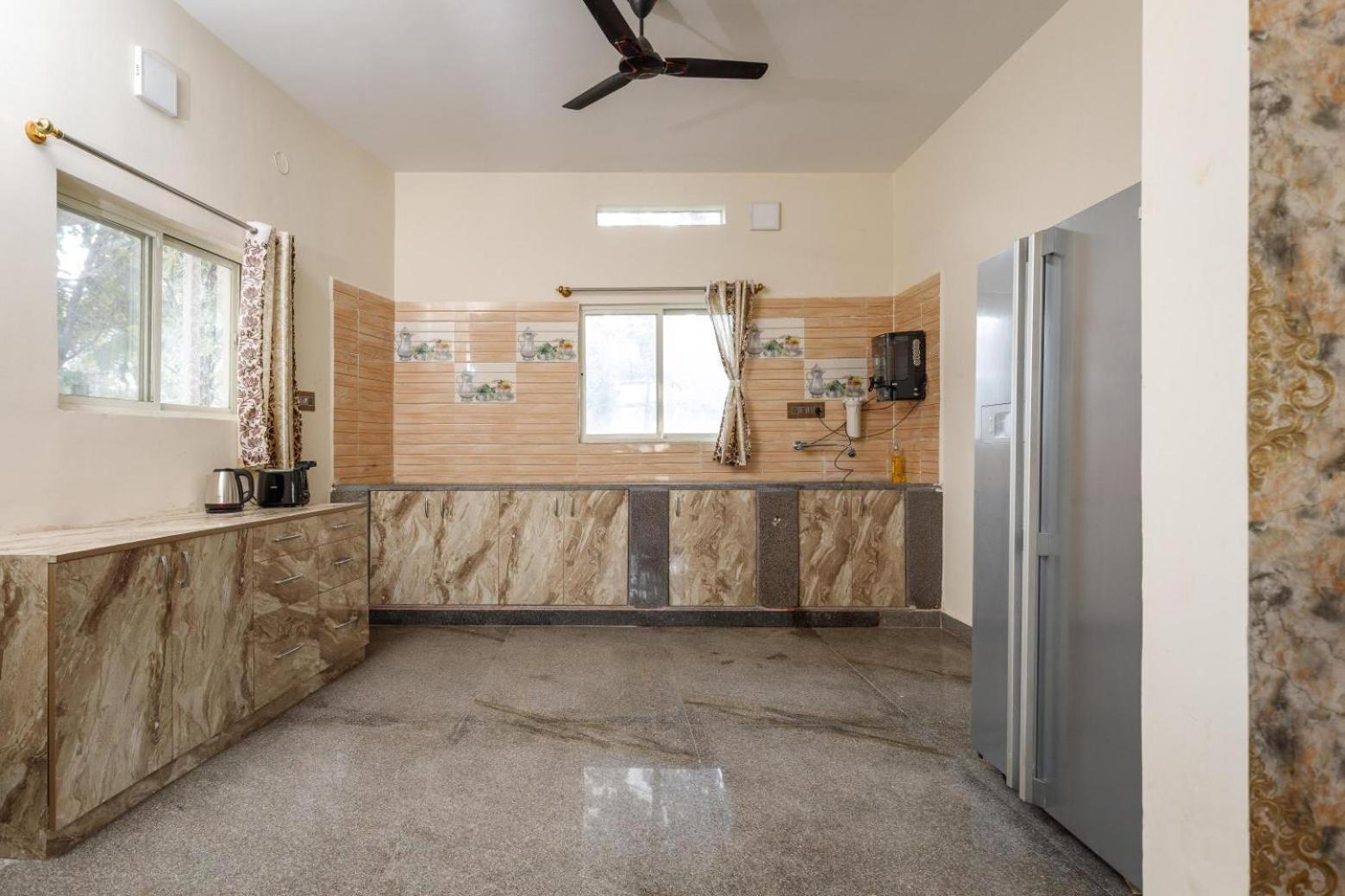 Villa Exotica By Stayjade5Bhkpoolacprojector Denkanikottai Exteriör bild