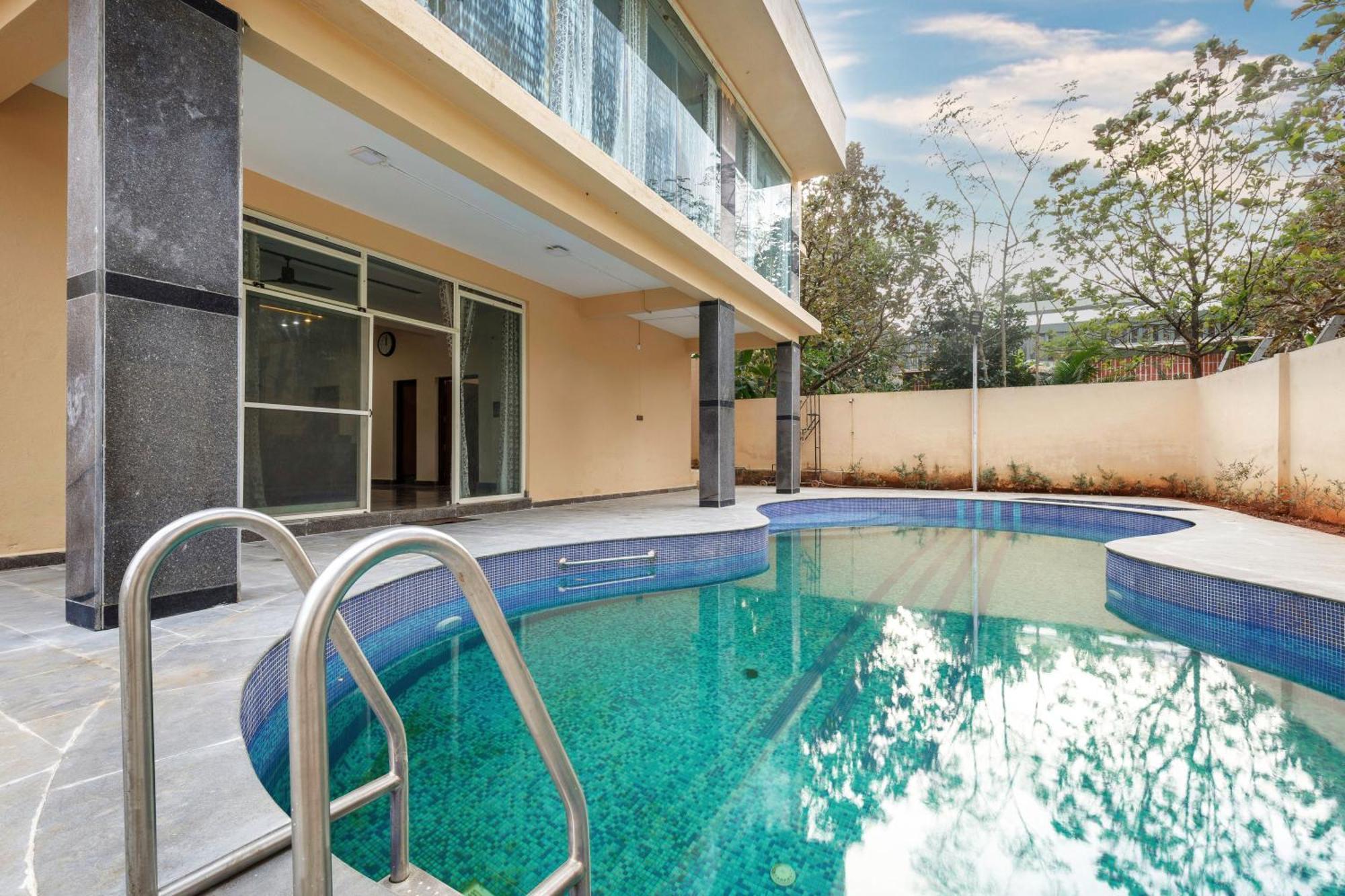 Villa Exotica By Stayjade5Bhkpoolacprojector Denkanikottai Exteriör bild